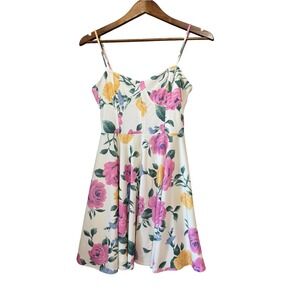 Forever 21 Fit and Flare Dress Women Small White Floral Excellent Mini Dress